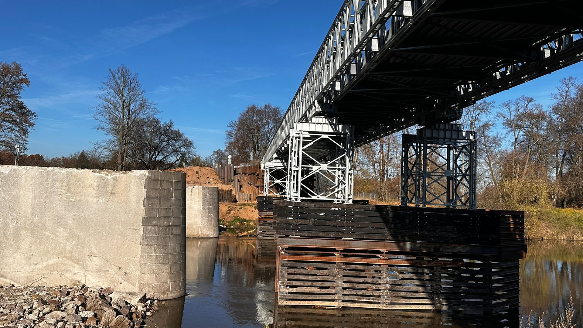 Most Řečany - Galerie - Říjen 2025